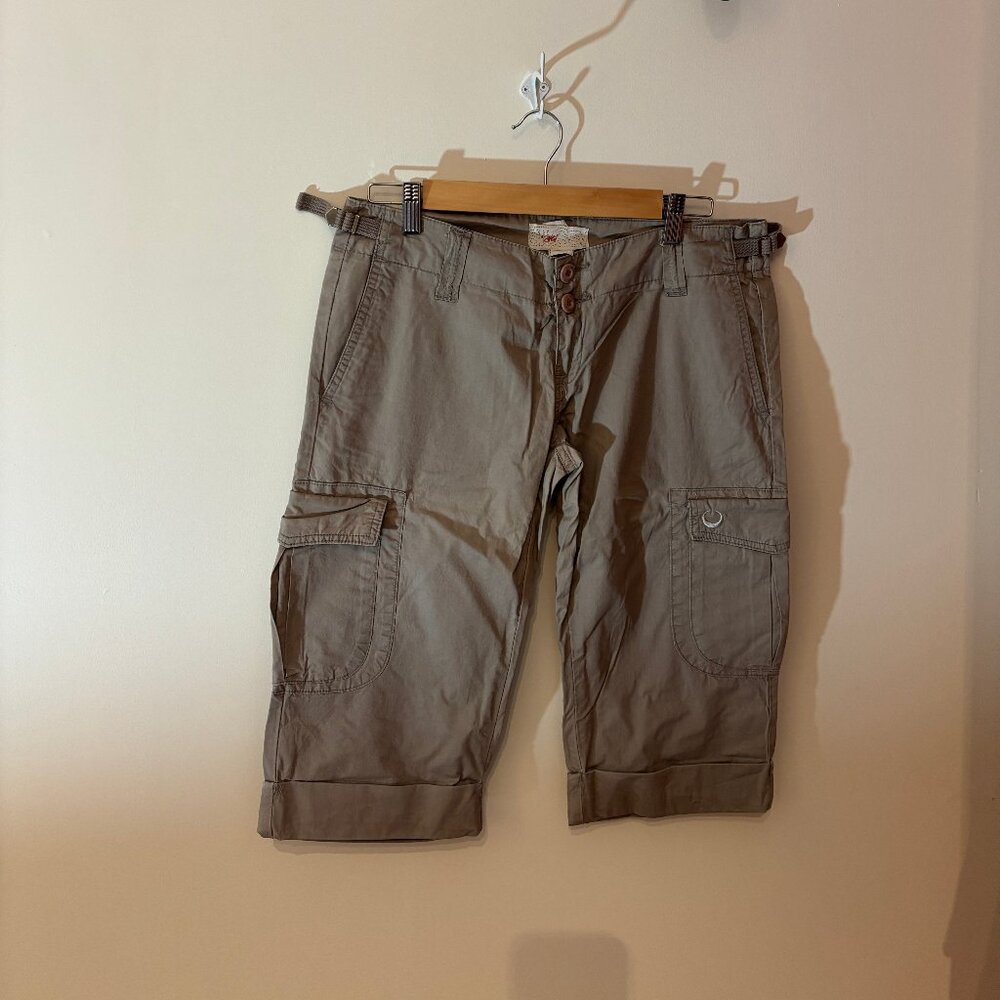 Grey Stussy Girl cropped cargo shorts - Size 7